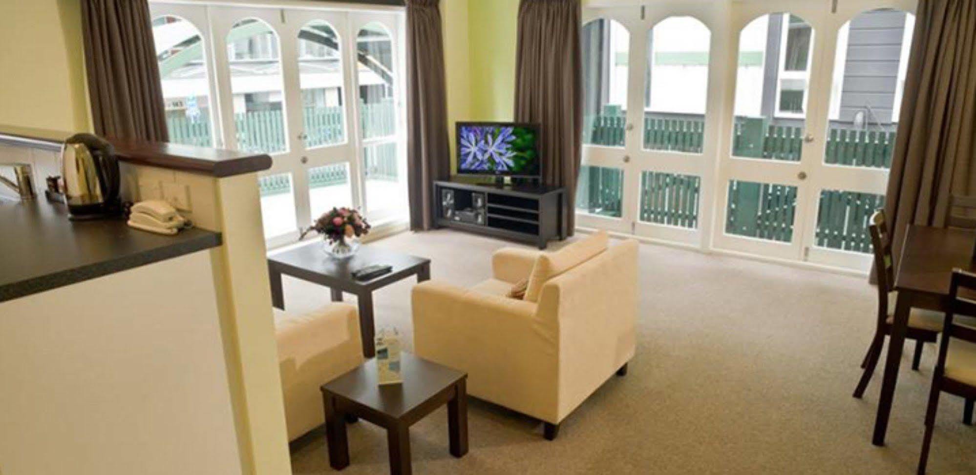 Willis Village Wellington Luaran gambar
